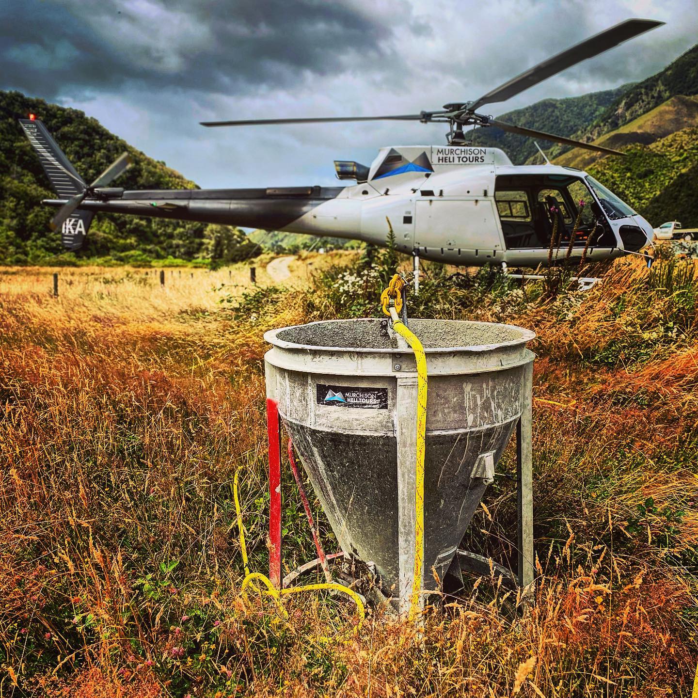 Betong med helikopter
